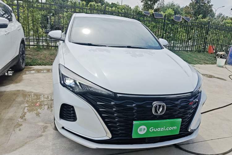 Used CHANGAN Eado 2021 PLUS Blue Whale NE 1.4T GDI DCT Prestige Model Front