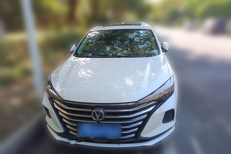 Used CHANGAN Eado 2021 PLUS 1.6L GDI Manual Luxury Model Front