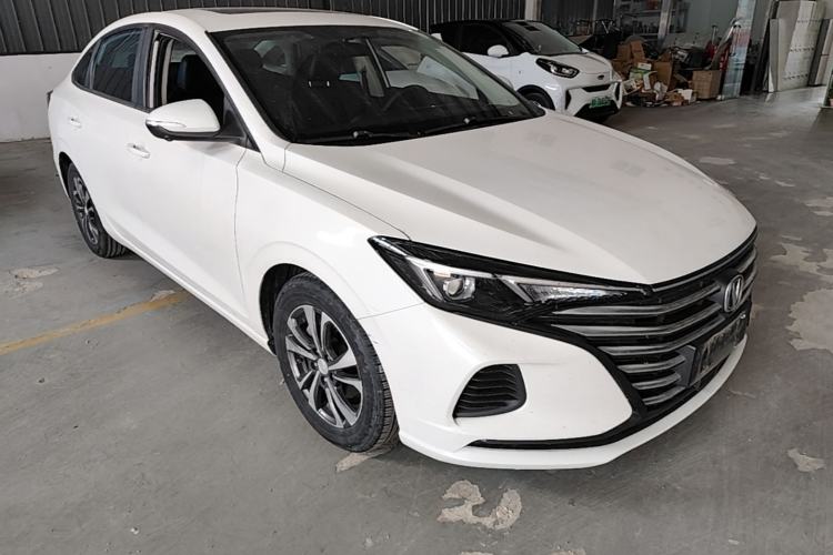 Used CHANGAN Eado 2021 PLUS 1.6L GDI CVT Luxury Model Front Right 45 Deg