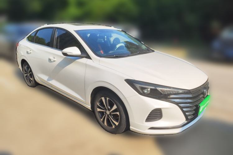 Used CHANGAN Eado 2021 PLUS 1.6L GDI Manual Luxury Model Front Right 45 Deg