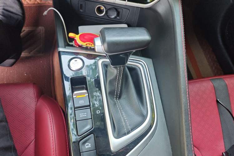 Used CHANGAN Eado 2021 PLUS Blue Whale NE 1.4T GDI DCT Flagship Model Gear Lever