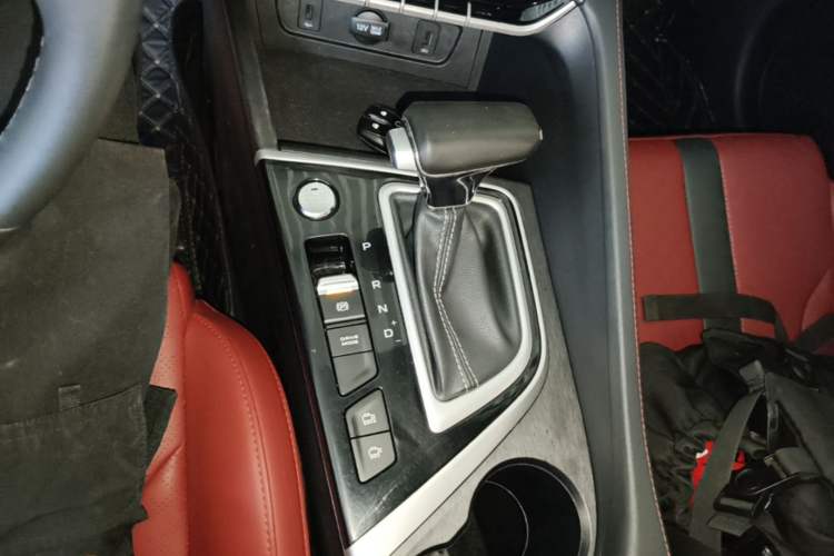Used CHANGAN Eado 2021 PLUS Blue Whale NE 1.4T GDI DCT Prestige Model Gear Lever