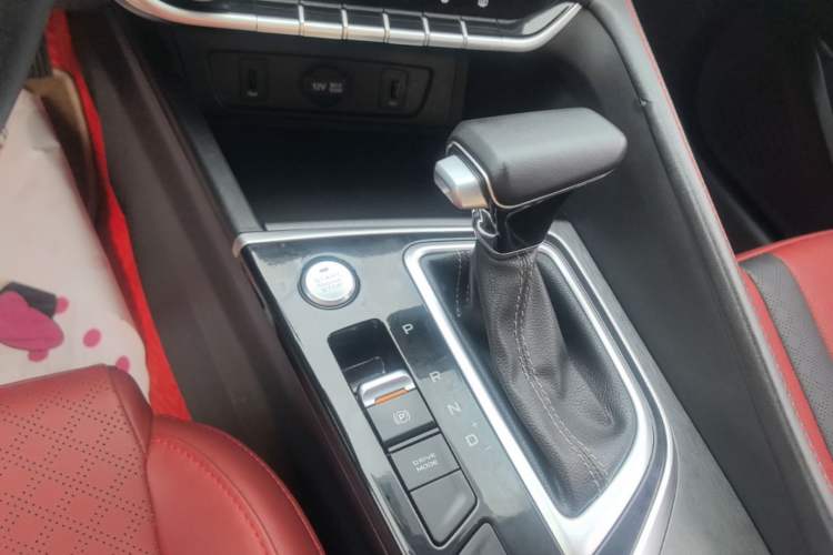 Used CHANGAN Eado 2021 PLUS Blue Whale NE 1.4T GDI DCT Prestige Model Gear Lever
