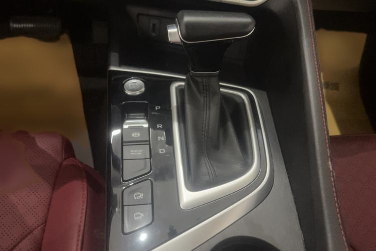 Used CHANGAN Eado 2021 PLUS Blue Whale NE 1.4T GDI DCT Flagship Model Gear Lever