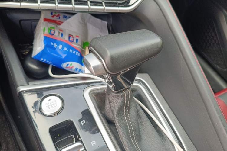 Used CHANGAN Eado 2021 PLUS Blue Whale NE 1.4T GDI DCT Prestige Model Gear Lever