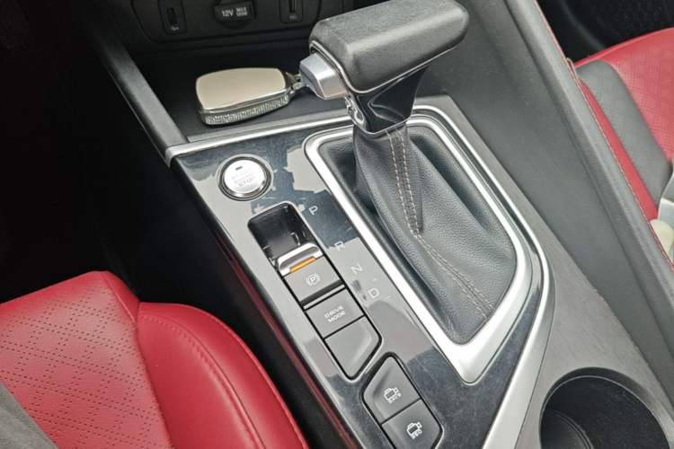 Used CHANGAN Eado 2021 PLUS Blue Whale NE 1.4T GDI DCT Prestige Model Gear Lever