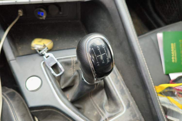 Used CHANGAN Eado 2021 PLUS 1.6L GDI Manual Luxury Model Gear Lever