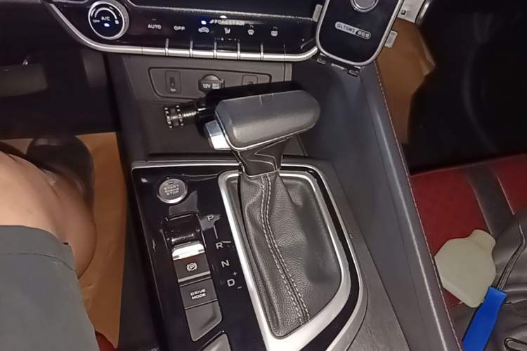 Used CHANGAN Eado 2021 PLUS Blue Whale NE 1.4T GDI DCT Prestige Model Gear Lever