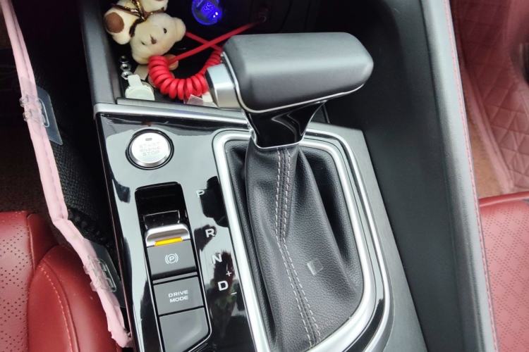 Used CHANGAN Eado 2021 PLUS Blue Whale NE 1.4T GDI DCT Prestige Model Gear Lever