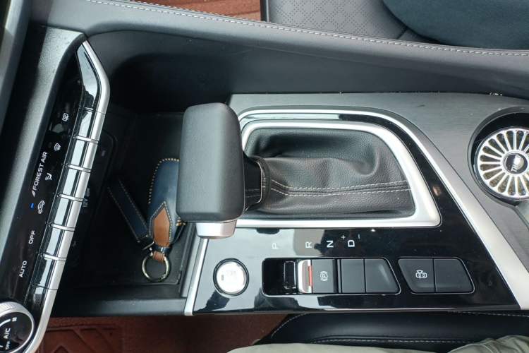 Used CHANGAN Eado 2021 PLUS 1.6L GDI CVT Luxury Model Gear Lever