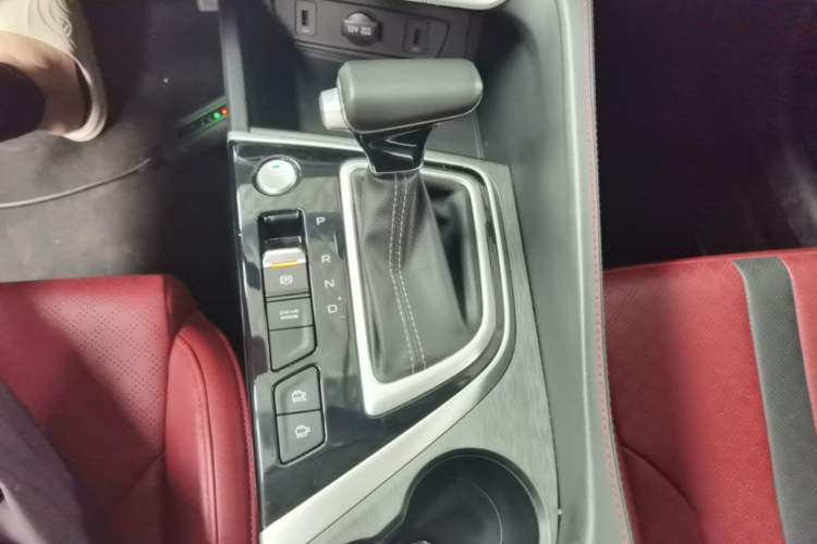 Used CHANGAN Eado 2021 PLUS Blue Whale NE 1.4T GDI DCT Prestige Model Gear Lever