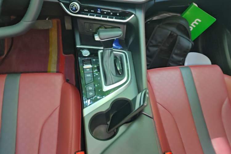 Used CHANGAN Eado 2021 PLUS Blue Whale NE 1.4T GDI DCT Prestige Model Gear Lever