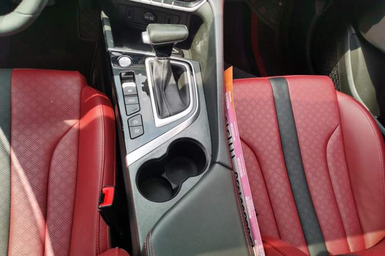 Used CHANGAN Eado 2021 PLUS Blue Whale NE 1.4T GDI DCT Prestige Model Gear Lever