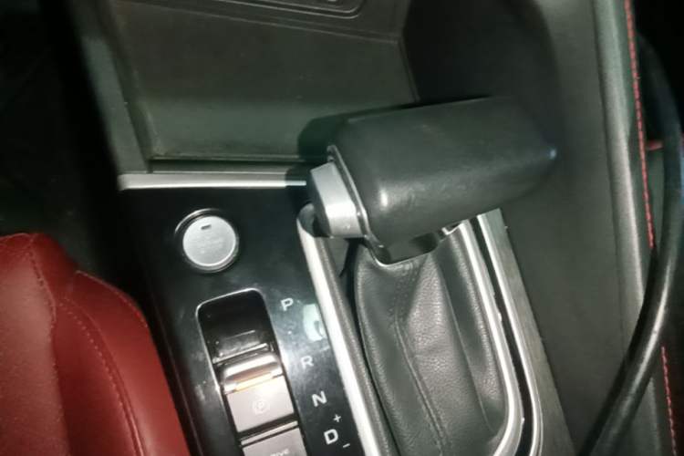Used CHANGAN Eado 2021 PLUS Blue Whale NE 1.4T GDI DCT Flagship Model Gear Lever