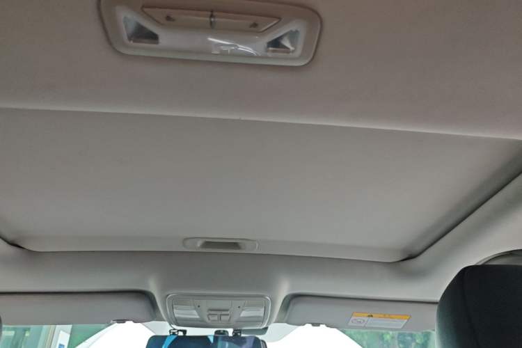 Used CHANGAN Eado 2021 PLUS 1.6L GDI CVT Luxury Model Headliner