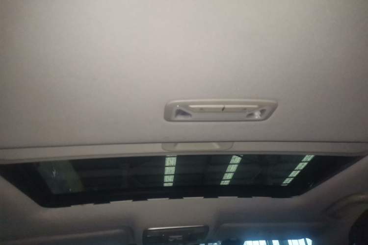 Used CHANGAN Eado 2021 PLUS 1.6L GDI Manual Luxury Model Headliner