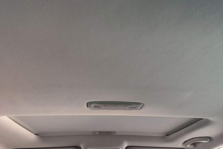 Used CHANGAN Eado 2021 PLUS 1.6L GDI CVT Luxury Model Headliner