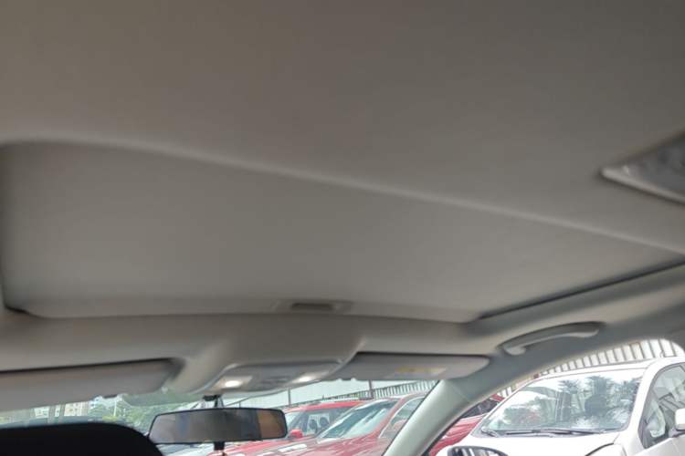 Used CHANGAN Eado 2021 PLUS 1.6L GDI Manual Luxury Model Headliner