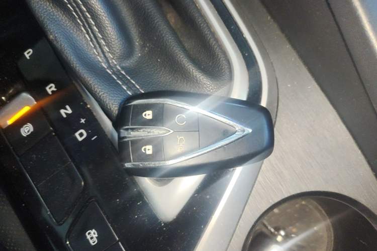 Used CHANGAN Eado 2021 PLUS 1.6L GDI CVT Luxury Model Interior 1