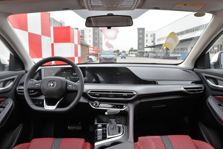 Used CHANGAN Eado 2021 PLUS Blue Whale NE 1.4T GDI DCT Flagship Model Interior 1