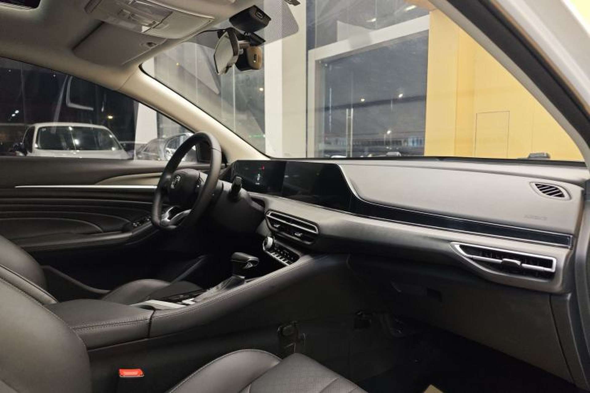 Used CHANGAN Eado 2021 PLUS 1.6L GDI CVT Luxury Model Interior 12