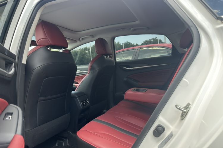 Used CHANGAN Eado 2021 PLUS Blue Whale NE 1.4T GDI DCT Flagship Model Interior 3