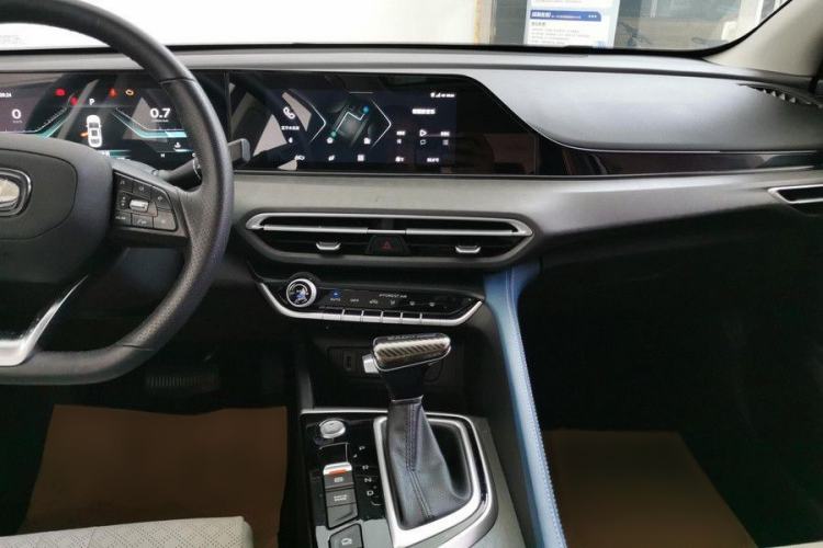 Used CHANGAN Eado 2021 PLUS Blue Whale NE 1.4T GDI DCT Flagship Model Interior 3