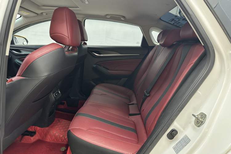 Used CHANGAN Eado 2021 PLUS Blue Whale NE 1.4T GDI DCT Prestige Model Interior 3