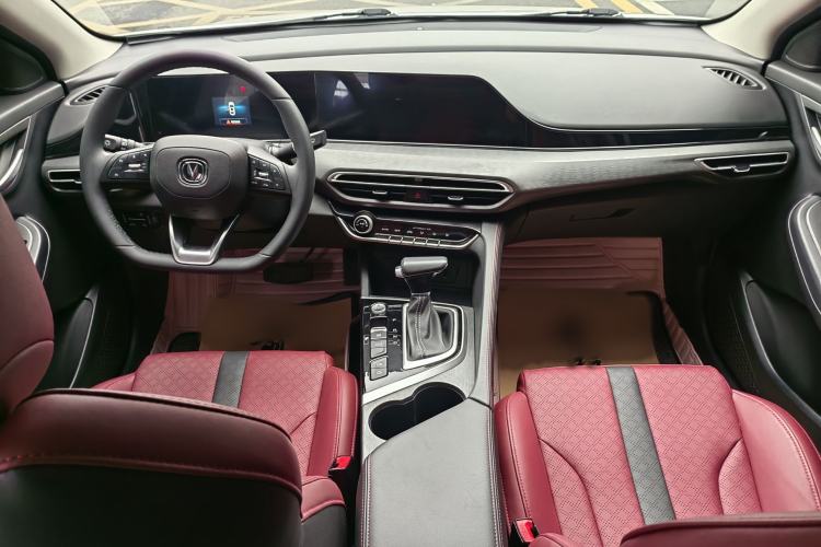 Used CHANGAN Eado 2021 PLUS Blue Whale NE 1.4T GDI DCT Prestige Model Interior 4