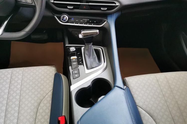 Used CHANGAN Eado 2021 PLUS Blue Whale NE 1.4T GDI DCT Flagship Model Interior 4