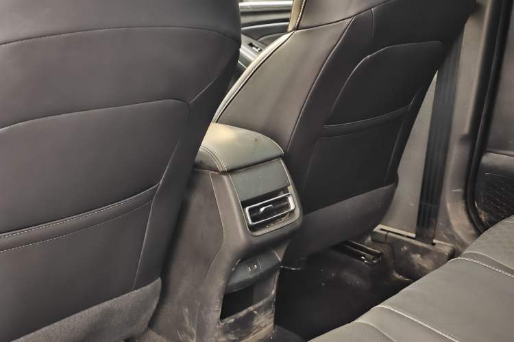 Used CHANGAN Eado 2021 PLUS 1.6L GDI CVT Luxury Model Interior 6