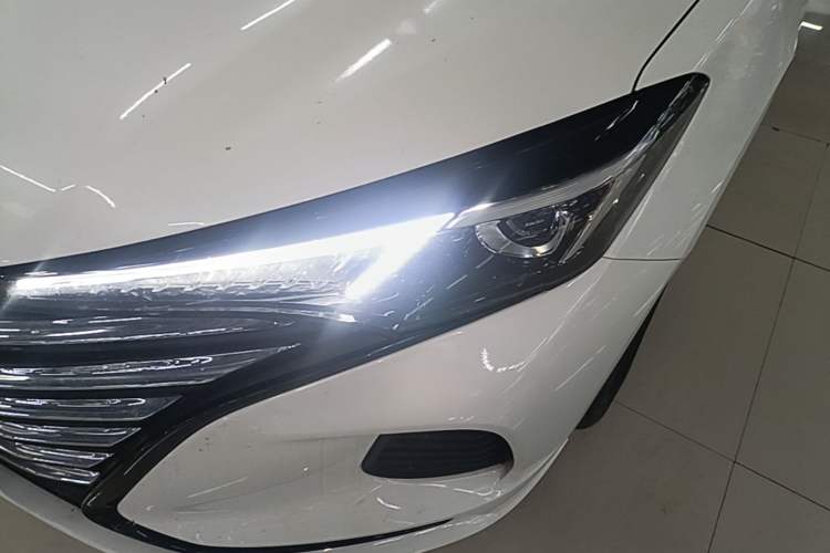 Used CHANGAN Eado 2021 PLUS 1.6L GDI CVT Elite Model Left Front Headlight