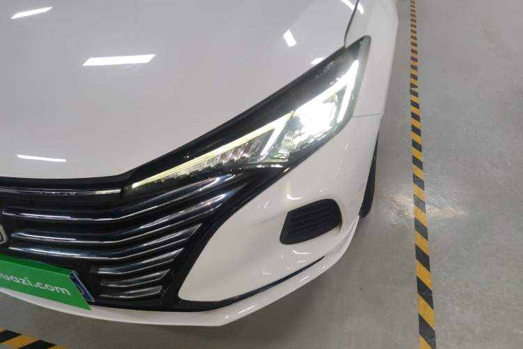 Used CHANGAN Eado 2021 PLUS 1.6L GDI Manual Luxury Model Left Front Headlight