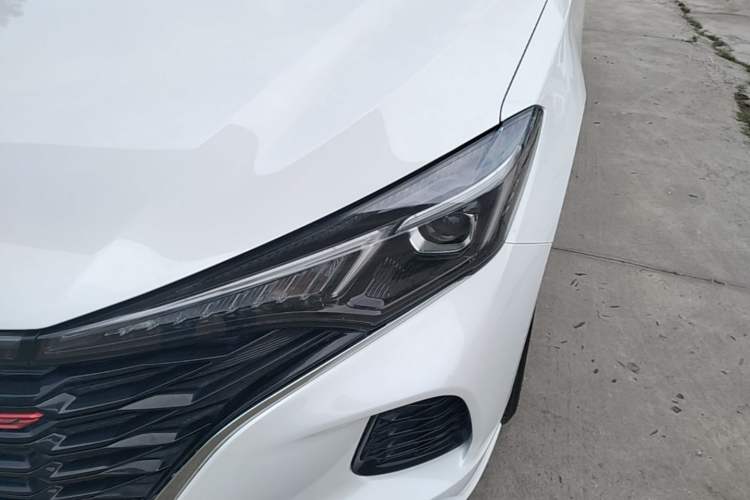 Used CHANGAN Eado 2021 PLUS Blue Whale NE 1.4T GDI DCT Prestige Model Left Front Headlight