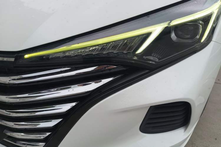 Used CHANGAN Eado 2021 PLUS 1.6L GDI CVT Luxury Model Left Front Headlight