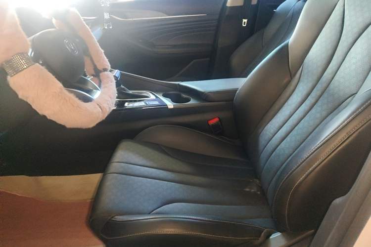 Used CHANGAN Eado 2021 PLUS 1.6L GDI CVT Luxury Model Left Front Seat