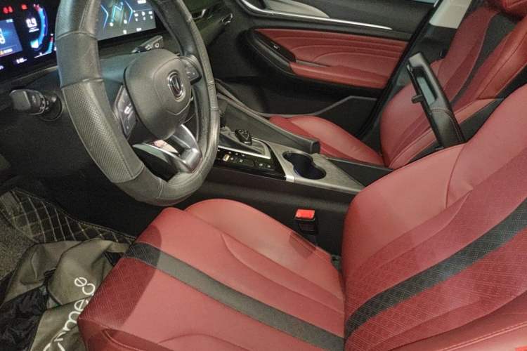 Used CHANGAN Eado 2021 PLUS Blue Whale NE 1.4T GDI DCT Prestige Model Left Front Seat