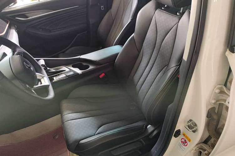 Used CHANGAN Eado 2021 PLUS 1.6L GDI CVT Luxury Model Left Front Seat