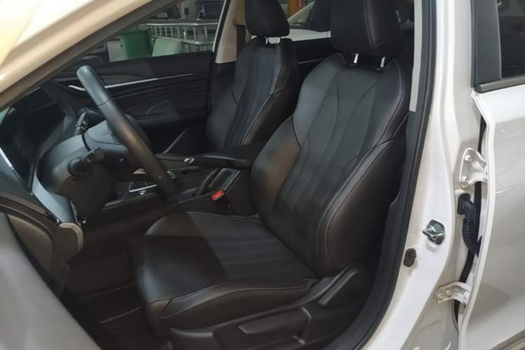 Used CHANGAN Eado 2021 PLUS 1.6L GDI Manual Elite Model Left Front Seat