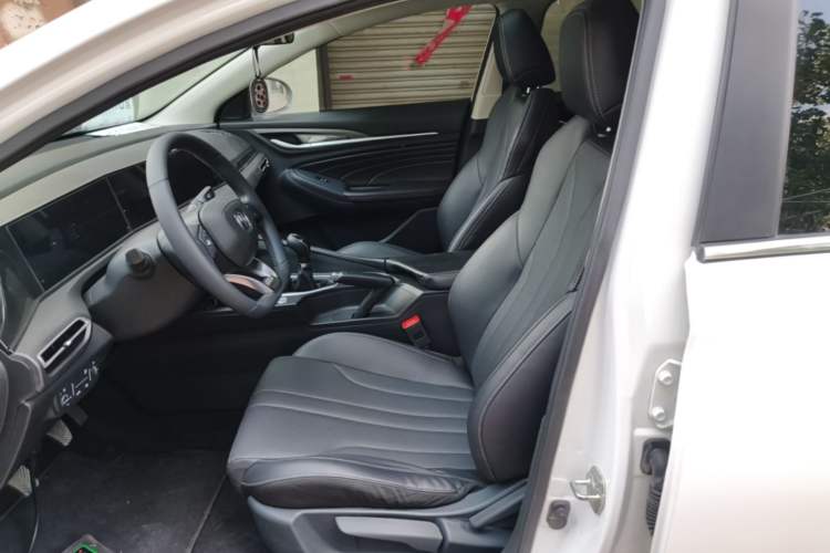 Used CHANGAN Eado 2021 PLUS 1.6L GDI Manual Luxury Model Left Front Seat