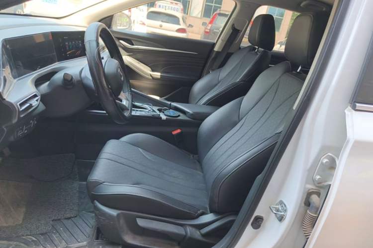 Used CHANGAN Eado 2021 PLUS 1.6L GDI CVT Elite Model Left Front Seat