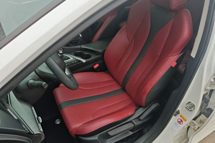 Used CHANGAN Eado 2021 PLUS Blue Whale NE 1.4T GDI DCT Prestige Model Left Front Seat