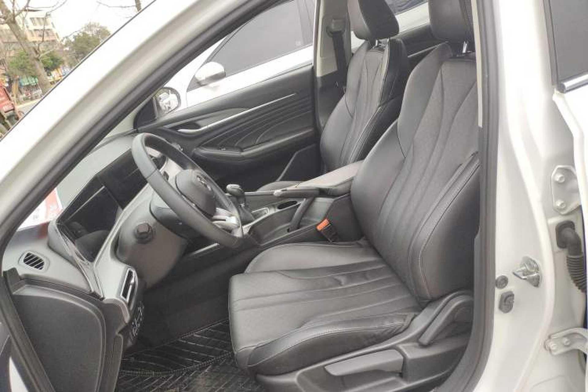 Used CHANGAN Eado 2021 PLUS 1.6L GDI Manual Luxury Model Left Front Seat