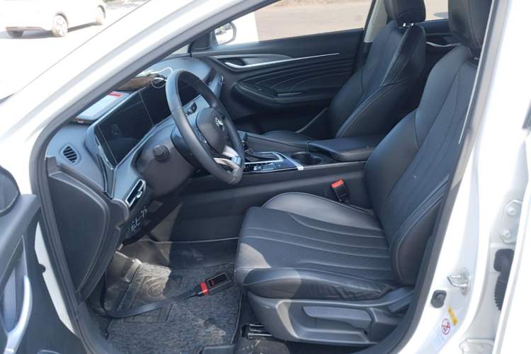 Used CHANGAN Eado 2021 PLUS 1.6L GDI CVT Luxury Model Left Front Seat