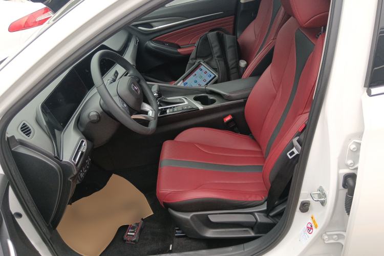Used CHANGAN Eado 2021 PLUS Blue Whale NE 1.4T GDI DCT Prestige Model Left Front Seat