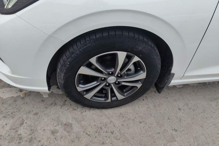 Used CHANGAN Eado 2021 PLUS Blue Whale NE 1.4T GDI DCT Prestige Model Left Front Wheel Hub