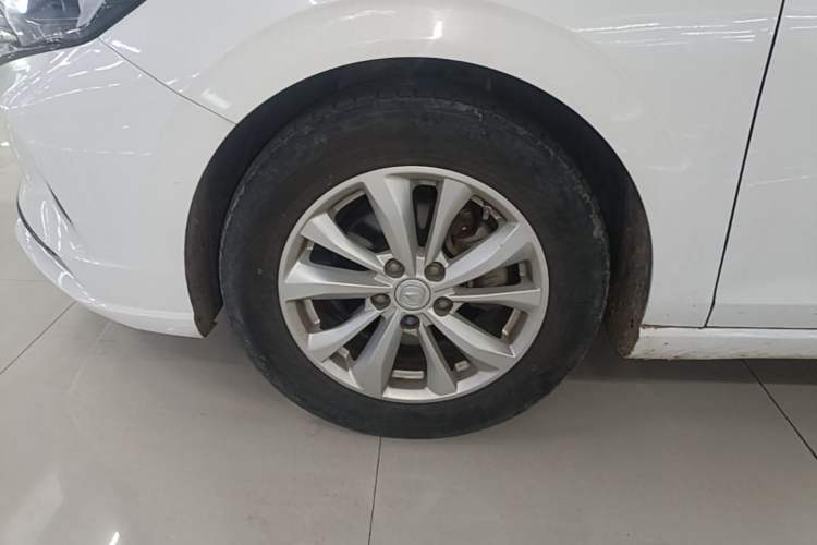 Used CHANGAN Eado 2021 PLUS 1.6L GDI CVT Elite Model Left Front Wheel Hub
