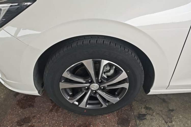 Used CHANGAN Eado 2021 PLUS Blue Whale NE 1.4T GDI DCT Prestige Model Left Front Wheel Hub