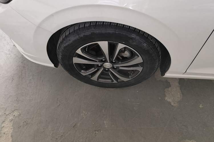 Used CHANGAN Eado 2021 PLUS 1.6L GDI CVT Luxury Model Left Front Wheel Hub