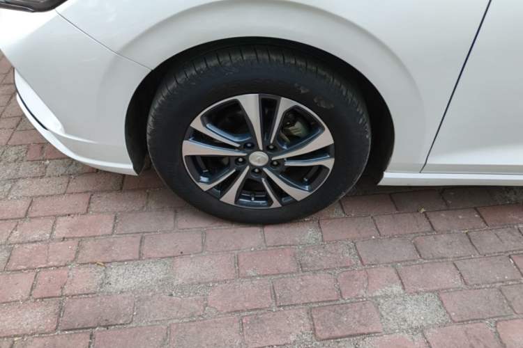 Used CHANGAN Eado 2021 PLUS 1.6L GDI Manual Luxury Model Left Front Wheel Hub